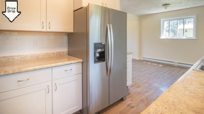 Compare five refrigerator deals on Amazon across different capacities, designs, cooling systems and price-saving offers before making a purchase.