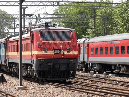 వన్‌వే స్పెషల్ ట్రైన్స్