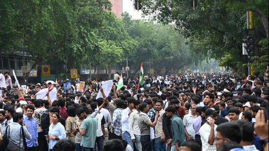 In July, police had taken details of those with criminal antecedents spotted by the Facial Recognition System but later found that 25 of the 2,873 persons were in jail and not at the protest site. (Arvind Yadav/HT Photo)