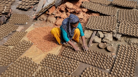 Gram it: With Navratri beginning on October 11, potters across the city are busy preparing diyas ahead of the festive season. In Gurugram, an artisan shapes clay to create earthen lamps, giving these form before these light up homes during the celebrations. This festive season, go #VocalForLocal and choose handmade diyas to support local potters and their craft.