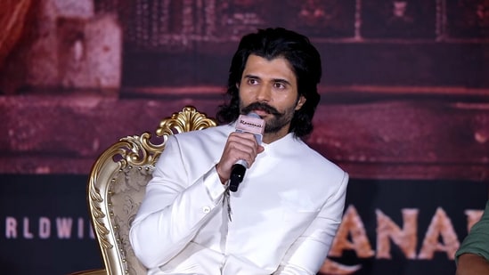 Vijay Deverakonda: నా నమ్మకం వాడికి బలుపులా అనిపిస్తే తగ్గాలా.. నేనింట్లో కూసోవాలా: ట్రోల్స్కు విజయ్ మార్క్ ఘాటు రిప్లై