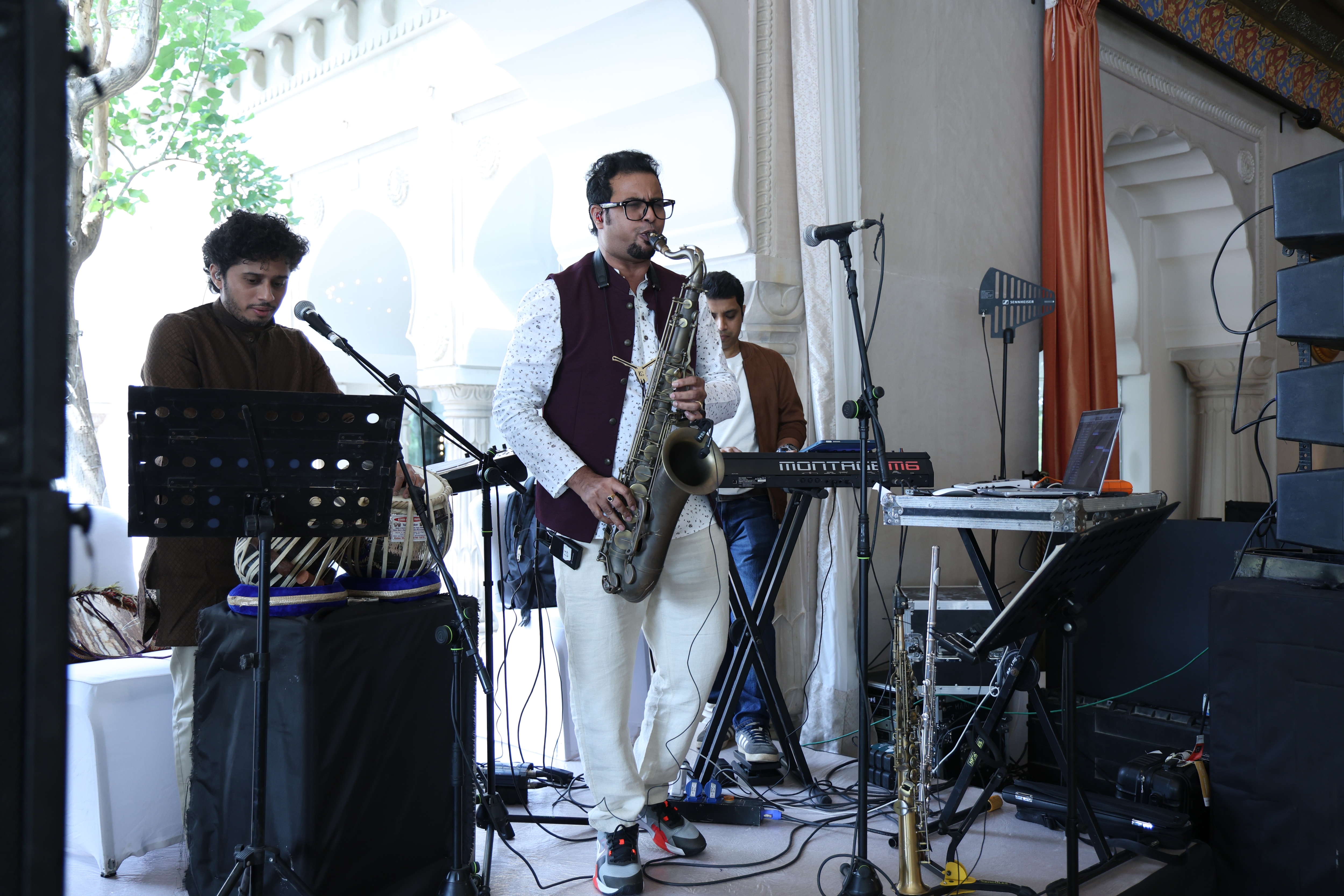 The Great Sunday Singalong with ID Rao (India Music Retreat 2026) The Great Sunday Singalong with ID Rao (India Music Retreat 2026)