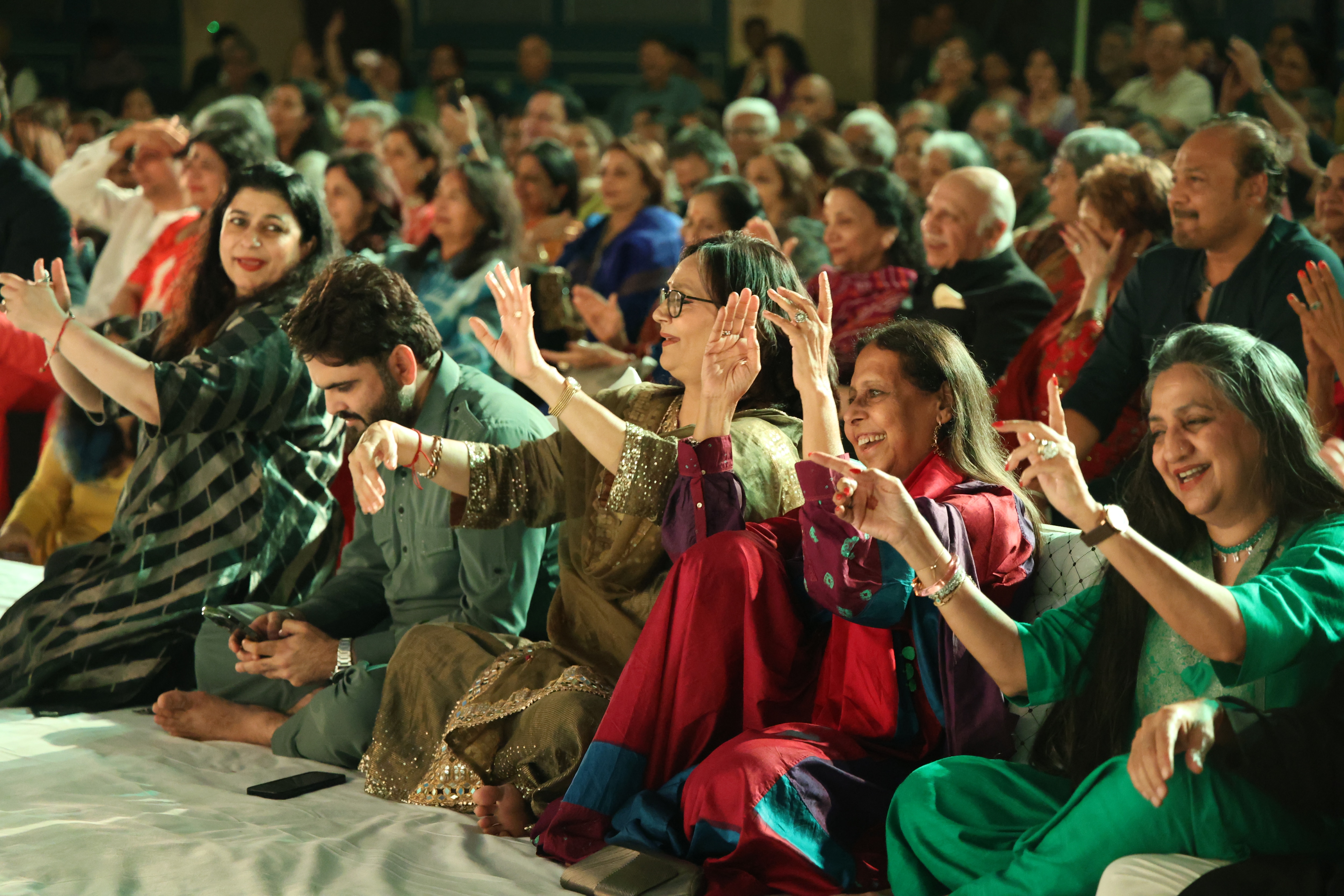 The audience grooving to Jasbir Jassi’s music (India Music Retreat 2026) The audience grooving to Jasbir Jassi’s music (India Music Retreat 2026)