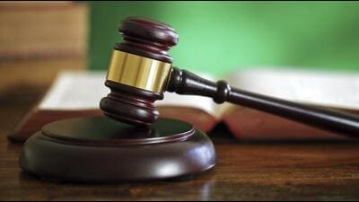 Gavel and law books (Getty Images/iStockphoto)
