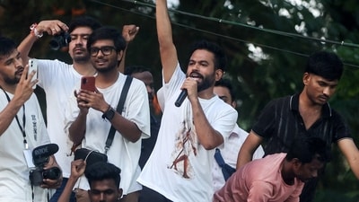 Abhijeet Dipke, head of the Cockroach Janta Party (CJP), speaks during a protest demanding the resignation of Chief Election Commissioner Gyanesh Kumar, at Shivaji Park in Mumbai. (REUTERS)