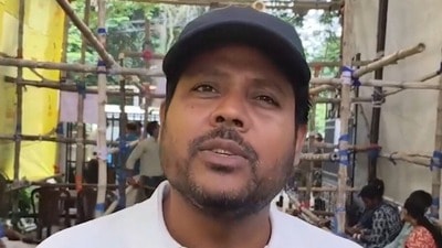 বাড়িতে 'ঘুমোতে' গেলেন রেজিনগরে গণতান্ত্রিক তৃণমূল কংগ্রেস তথা ঋতব্রত বন্দ্যোপাধ্যায়ের শিবিরের প্রার্থী সফিউজ্জামান শেখ। বাড়িতে 'ঘুমোতে' গেলেন রেজিনগরে গণতান্ত্রিক তৃণমূল কংগ্রেস তথা ঋতব্রত বন্দ্যোপাধ্যায়ের শিবিরের প্রার্থী সফিউজ্জামান শেখ।