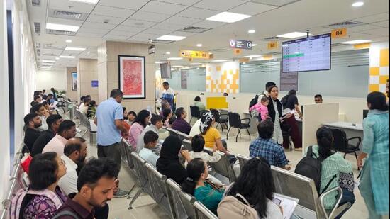 At the open house held on Wednesday, October 7, a total 84 different cases were resolved, with officials providing applicants direct guidance on documentation and procedures. (REPRESENTATIVE PHOTO)