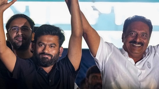 Cockroach Janta Party (CJP) founder Abhijeet Dipke and actor-activist Prakash Rajduring the people's tribunal protest, organised by various civil society groups against the Special Intensive Revision (SIR) of electoral rolls, at Freedom Park in Bengaluru. (PTI Photo/Shailendra Bhojak)(PTI10_08_2026_000211A)