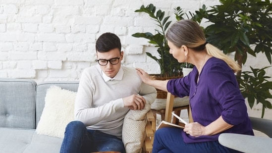 The first therapy session can be made easy if you know what you can expect. (Picture credit: Freepik)