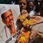  নানার প্রয়াণে 'অস্বাভাবিক মৃত্যু' মামলা দায়ের গোয়া পুলিশের, কেন তড়িঘড়ি শেষকৃত্য? জবাব ছেলের