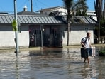 Newport Beach shuts all beaches and piers.