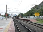 పండుగ స్పెషల్‌ రైళ్లు - యాదాద్రికి స్టాపేజీ