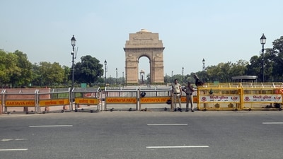 Police inspector Vivek Kumar said that a group of miscreants advanced towards a small police contingent before reinforcements arrived. (ANI) Police inspector Vivek Kumar said that a group of miscreants advanced towards a small police contingent before reinforcements arrived. (ANI)