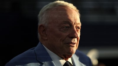 Jerry Jones walked out before the final whistle as the Dallas Cowboys slumped to another defeat. 


Stacy Revere/Getty Images/AFP (Getty Images via AFP)