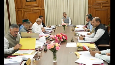 Himachal CM Sukhvinder Singh Sukhu presides over the cabinet meeting in Shimla on Saturday. (HT Photo)