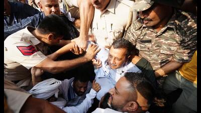 Kejriwal was detained in Lodhi Estate. (HT) Kejriwal was detained in Lodhi Estate. (HT)