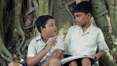 দুই বন্ধুর কোন গল্প বলবে ‘দুটি চাকা’?