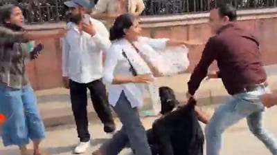 CJP shared a video claiming right-wing goons beat young girls on Saturday during protest in Delhi CJP shared a video claiming right-wing goons beat young girls on Saturday during protest in Delhi