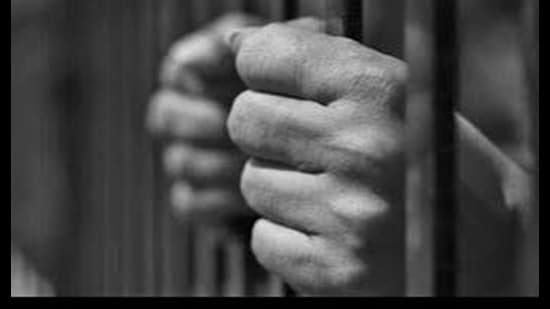 BKU (Charuni) president Gurnam Singh Charuni from Kurukshetra was detained along with his supporters in Delhi while heading toward Jantar Mantar.