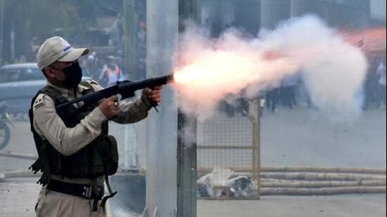 Manipur’s Kamjong district witnessed fresh gunfire after a Kuki woman was killed during a bunker demolition drive. Authorities imposed restrictions near Chassad police gate.