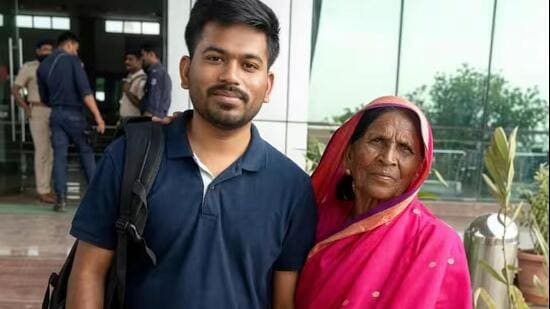 Savitribai Dipke, the paternal grandmother of Cockroach Janta Party (CJP) founder Abhijeet Dipke, died at the family’s ancestral home in Santuk Pimpri village in Maharashtra’s Hingoli district on Saturday.