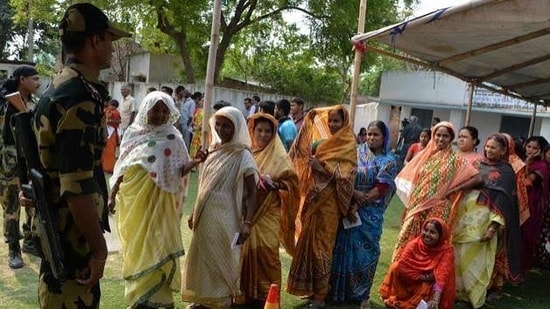 Bypolls in five assembly seats and one Lok Sabha seat saw victories for the ruling parties