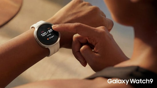 Galaxy Watch9 uses data from outdoor runs and walks, including heart-rate and GPS information, to estimate your fitness level.