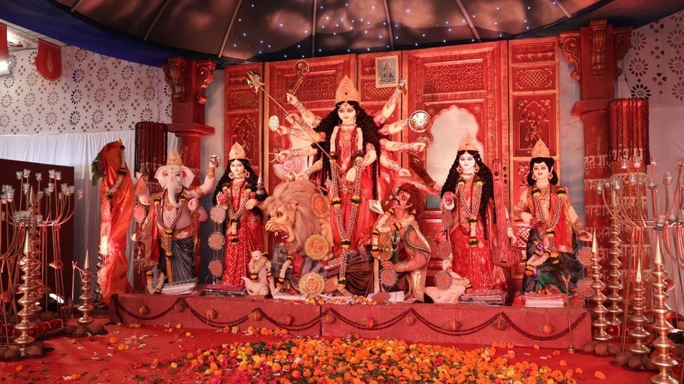৯৭ বছরে পদার্পণ করল মুম্বইয়ের ঐতিহ্যবাহী বম্বে দুর্গা বাড়ি সমিতির দুর্গাপুজো।