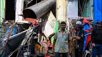 On August 21, a 250-tonne hydraulic crane toppled onto slum tenements in Kurla’s Qureshi Nagar, bringing safety concerns into sharp focus (Raju Shinde/HT Photo) On August 21, a 250-tonne hydraulic crane toppled onto slum tenements in Kurla’s Qureshi Nagar, bringing safety concerns into sharp focus (Raju Shinde/HT Photo)