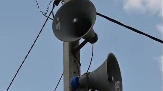Additional superintendent of police (city) Krishna Gopal Singh the mosque management had no permission to use a loudspeaker.