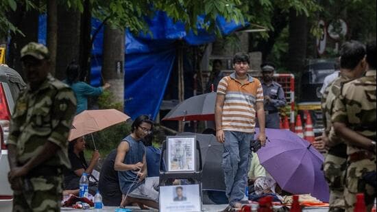 In an email sent to students after the rescheduled mid-semester examinations were conducted smoothly over this weekend, the administration said an independent investigation into the circumstances surrounding the student’s death was underway. The institute is also reforming committees dealing with student matters to ensure equal student representation (Hindustan Times)