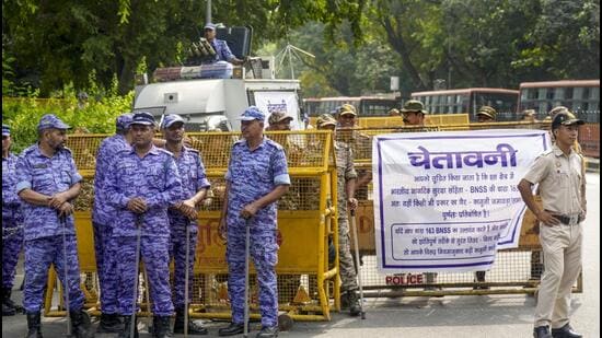 The external affairs ministry accused the UN human rights body of double standards after it raised concerns over mass detentions during Saturday’s Delhi protests. (PTI)