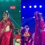 ঢাকের তালে নাচতে গিয়ে ফের কটাক্ষের শিকার ঋতুপর্ণা