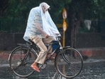 The rainfall brought cooler conditions to the capital, with the minimum temperature at Safdarjung settling at 18.7 degrees Celsius. 