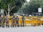 Heavy security deployment at Connaught Place in New Delhi. (Ishant Chauhan/HT Photo)