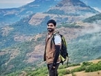 Jidhnesh was subsequently brought down from the fort on a stretcher and taken to Velhe rural hospital, where doctors declared him dead before treatment could begin. (HT)