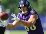 Ravens rookie Matt Hibner suffered a hand injury and is questionable to return. (AP Photo/Stephanie Scarbrough)