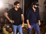 Mumbai, India – 11 Oct 2026: MNS leader Amit Thackeray and Shiv Sena (UBT) leader Aditya Thackeray arrived at Dadar police station in support of CJP activists, to ensure protection of those detained in various police beat chowkis, including under the jurisdiction of Dadar police station, in Mumbai, India, on Sunday, 11 Oct 2026. (Photo by Bhushan Koyande/HT Photo)