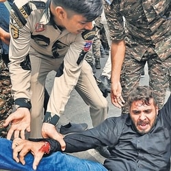 Protesters detained as they continued the stir on Sunday. (HT Photo)