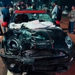 Mini Cooper crash in Kochi killed 3 on Sunday.