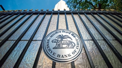 Economists said high crude prices can pressure the currency. (MINT_PRINT)