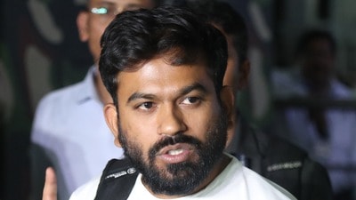 আন্দোলনকারীদের জন্য দিল্লির নতুন ৩ ঠিকানা, সরব অভিজিৎ দীপকে (Snehal Sontakke) আন্দোলনকারীদের জন্য দিল্লির নতুন ৩ ঠিকানা, সরব অভিজিৎ দীপকে (Snehal Sontakke)