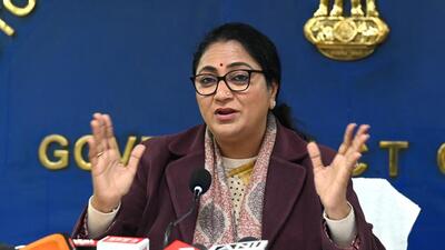 CM said the scheme aims to provide self-employment to these two groups while strengthening last-mile connectivity and promoting safer public transport in the Capital. (HT PHOTO)