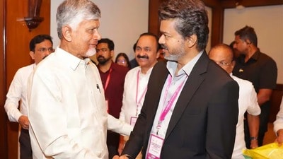 ఏపీ, తమిళనాడు ముఖ్యమంత్రులు (ఫైల్ ఫొటో) ఏపీ, తమిళనాడు ముఖ్యమంత్రులు (ఫైల్ ఫొటో)