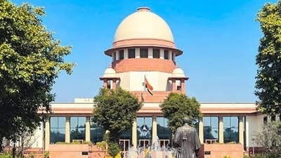 The top court also ordered authorities to remove a notice imposing prohibitory restrictions around the Supreme Court and other court complexes to ensure unhindered “access to justice”. (HT_PRINT) The top court also ordered authorities to remove a notice imposing prohibitory restrictions around the Supreme Court and other court complexes to ensure unhindered “access to justice”. (HT_PRINT)