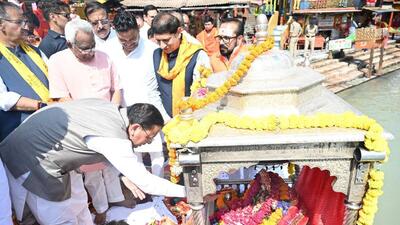 The religious ceremony was held ahead of the state cabinet meeting in Haridwar, which will be conducted in the Mela Control Building. (X/pushkardhami) The religious ceremony was held ahead of the state cabinet meeting in Haridwar, which will be conducted in the Mela Control Building. (X/pushkardhami)