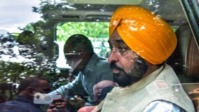 Supreme Court bars coercive action in corruption case linked to Punjab Chief Minister Bhagwant Mann's OSD (ANI) Supreme Court bars coercive action in corruption case linked to Punjab Chief Minister Bhagwant Mann's OSD (ANI)