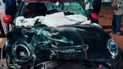 Mini Cooper crash in Kochi killed 3 on Sunday. (HT Photo) Mini Cooper crash in Kochi killed 3 on Sunday. (HT Photo)
