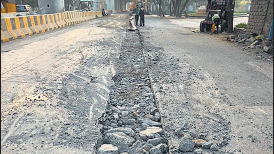Fresh excavation on Baner Rd raises questions over road restoration practices