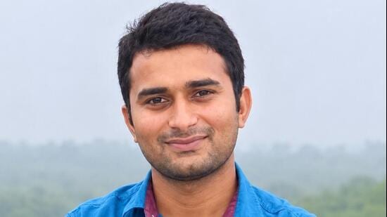 A senior police official said Amit Yadav was wearing his uniform and a helmet and was only a few kilometres from home when the accident took place at 9.30am. (HT Photo)